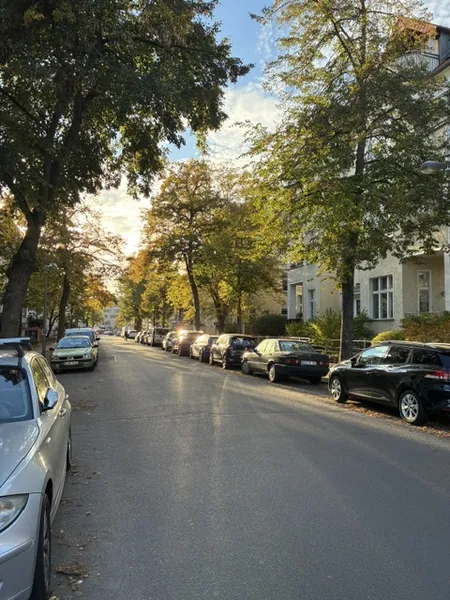 Ruhig und zentral wohnen in Karlshorst: 2-Zimmer-Wohnung mit 59 m² — photo 1